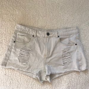 white high waisted jean shorts
